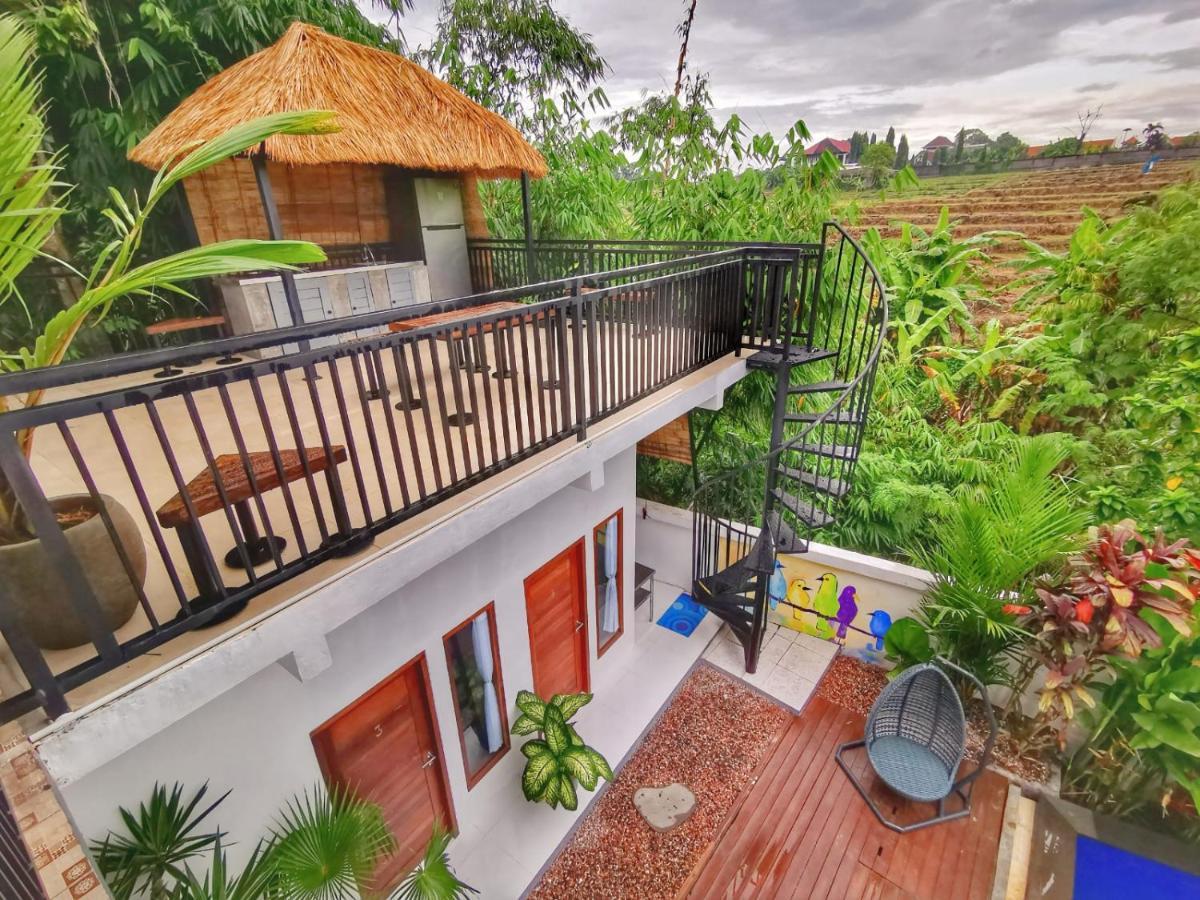 Hostel Cornerstone Bali Coworking Canggu Exterior foto